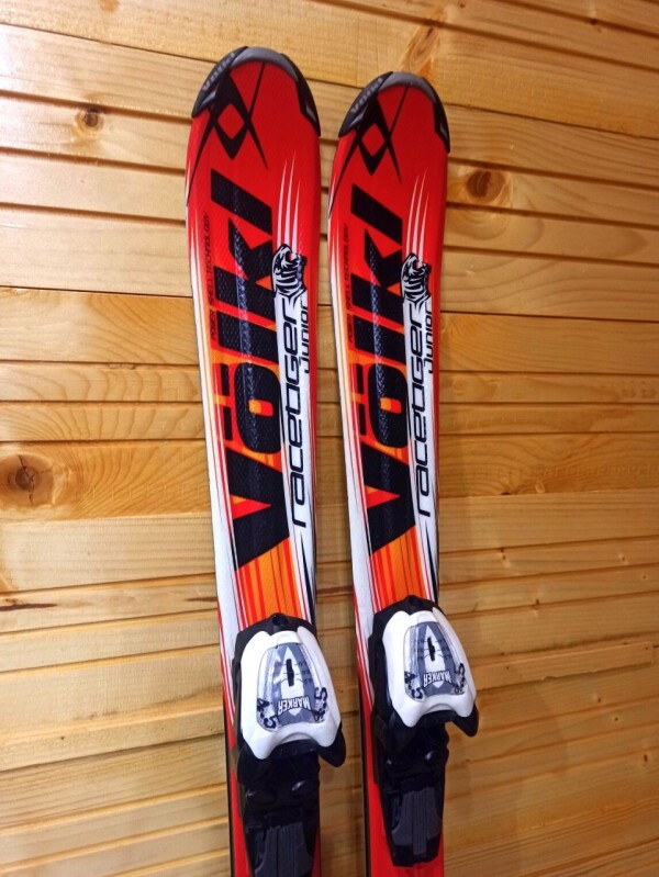 LYŽE VOLKL RACETIGER GS 110CM + LYŽIARKY ROSSIGNOL COMP J RED 22MP